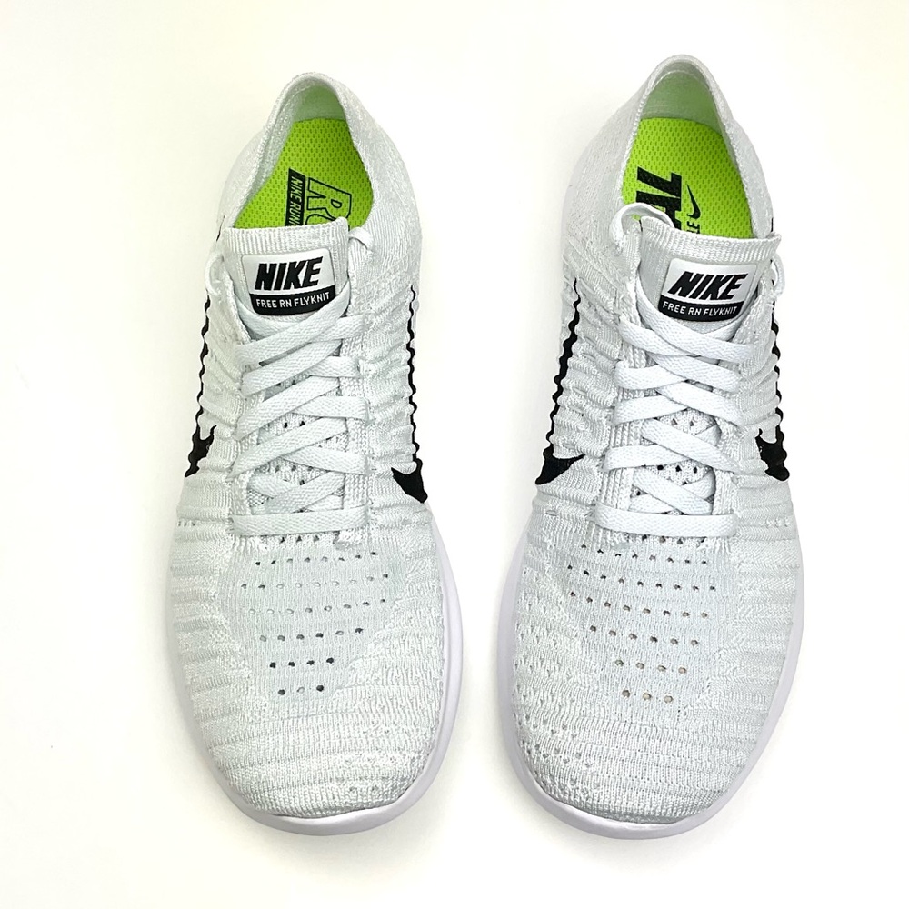 2016 Nike Free RN Flyknit in Platinum Gray - Picture 4 of 10